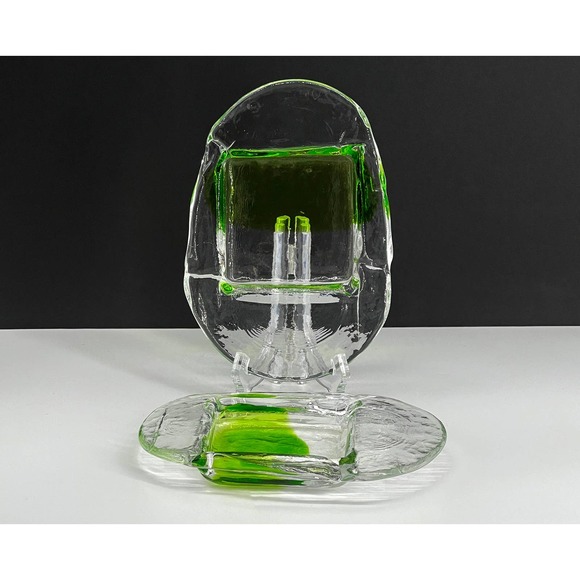 Two Modern Oval Green and Clear Glass Coasters - Picture 4 of 9